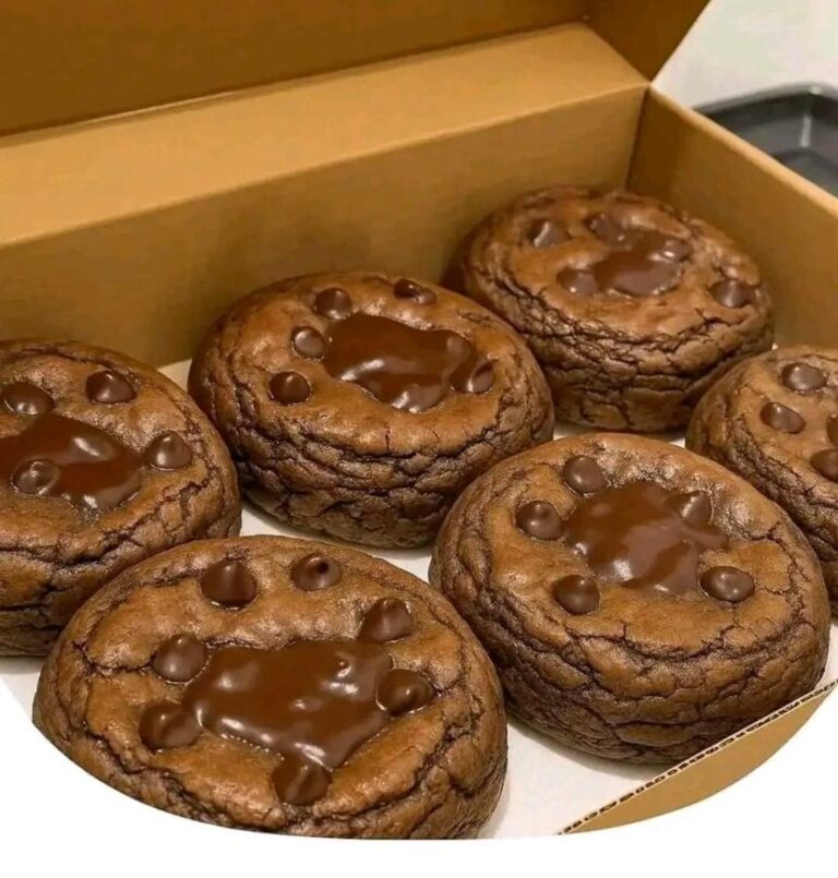 Chocolate Lava Cookies Recipe