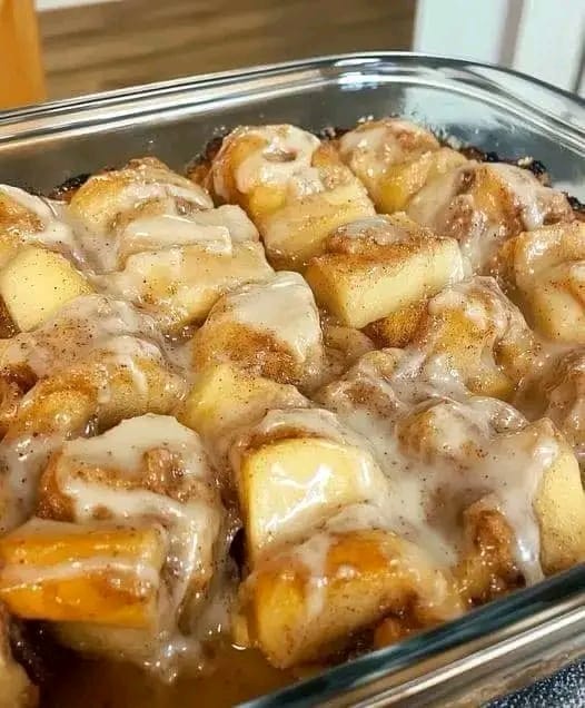 Cinnamon Roll Apple Bake Recipe