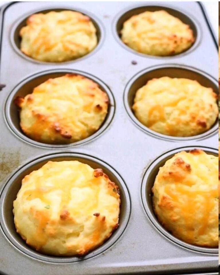 Cheesy Mashed Potato Muffins Recipe